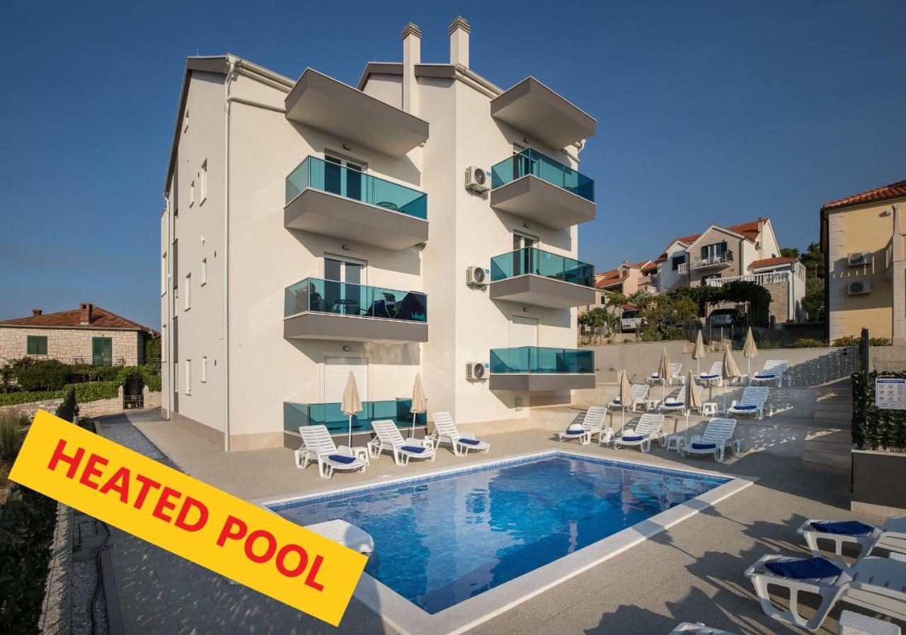 Apartments Blueview Postira Buitenkant foto